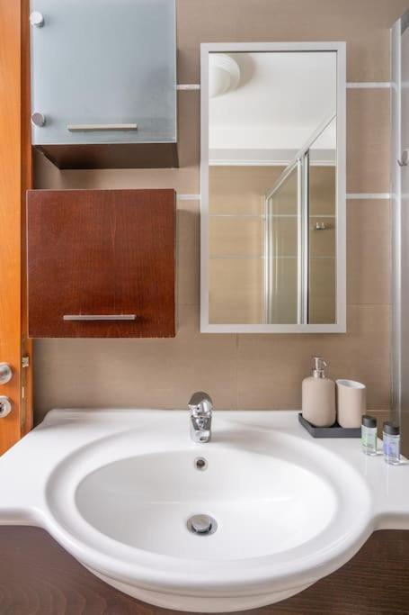 Bright & Elegant 2Bd Apt W/ View Athen Eksteriør billede